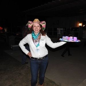 Meet your Posher, Pamela